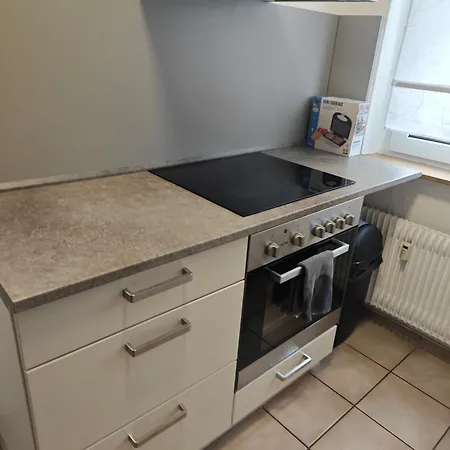 Iam Neu Modernisiert 80 Qm Balkon, Kueche, Badezimmer 5 Betten Lägenhet