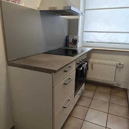 Iam Neu Modernisiert 80 Qm Balkon, Kueche, Badezimmer 5 Betten Lägenhet *