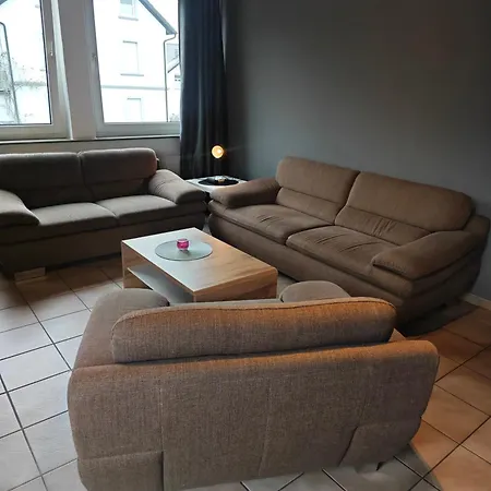 Lägenhet Iam Neu Modernisiert 80 Qm Balkon, Kueche, Badezimmer 5 Betten Plettenberg