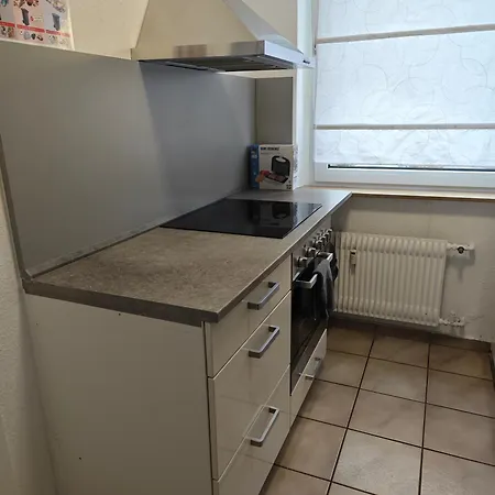 Lägenhet Iam Neu Modernisiert 80 Qm Balkon, Kueche, Badezimmer 5 Betten Plettenberg