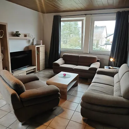 Iam Neu Modernisiert 80 Qm Balkon, Kueche, Badezimmer 5 Betten Lägenhet *