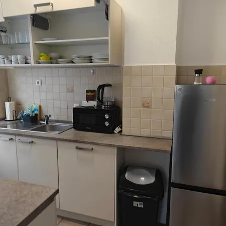 Iam Neu Modernisiert 80 Qm Balkon, Kueche, Badezimmer 5 Betten Lägenhet Plettenberg