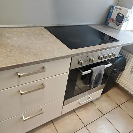 Iam Neu Modernisiert 80 Qm Balkon, Kueche, Badezimmer 5 Betten