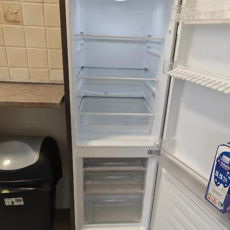 Lägenhet Iam Neu Modernisiert 80 Qm Balkon, Kueche, Badezimmer 5 Betten Plettenberg